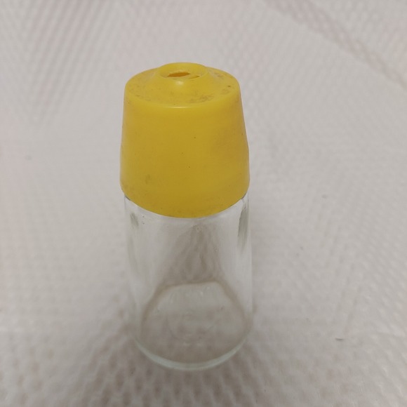 Gemco Other - Gemco Toothpick Holder Yellow Top Made in USA 22 B 4 inches tall glass plastic
